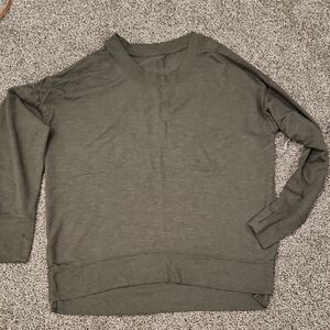 Casual Olive Green Sweater